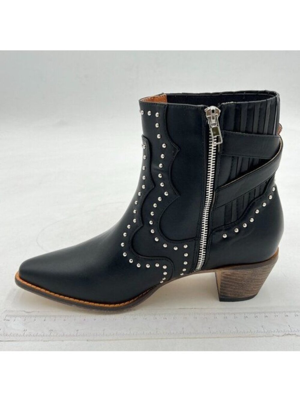Cowboy Boots for Women Embroidered Western Cowgirl Booties with Chunky Black